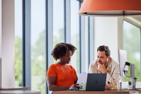 523d2eca38da46272fb0cd4e1c80a5c8a65dfcda HP NB ELITEBOOK ULTRA ULTRA 5-228V 32GB 1TB SSD 14 BV 2.8K OLED TOUCH COPILOT WIN 11 PRO