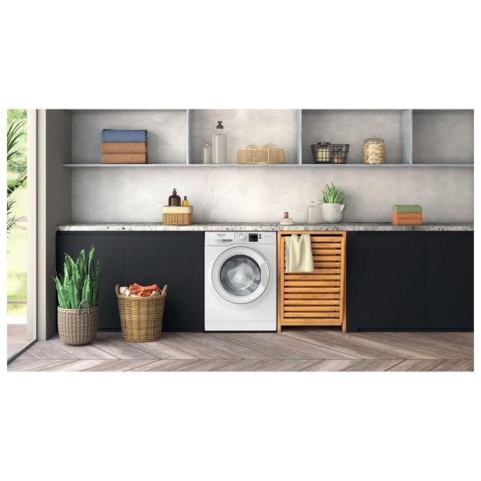 Hotpoint NFR79WIT Lavatrice Carica Frontale 9 Kg 1400 rpm Classe A Motore Inverter 76 dB 16 programmi (85x60x60 cm) colore Bianco